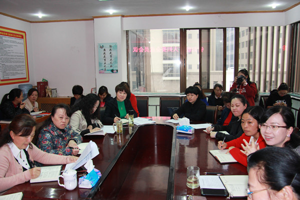 会议现场_副本.jpg 会议现场_副本.jpg
