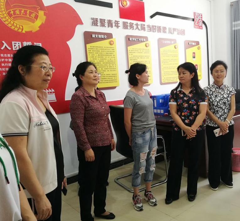 社区调研基层妇联组织建设.jpg